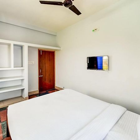 Spot On 77688 Hotel Aradhya Balianta Εξωτερικό φωτογραφία